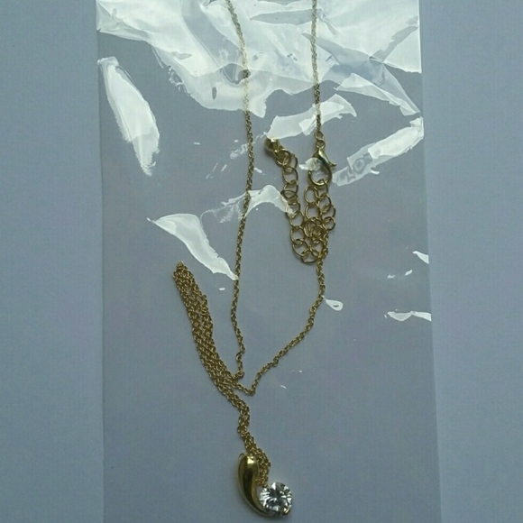 5 Beautiful Necklaces - Picture 12 of 13